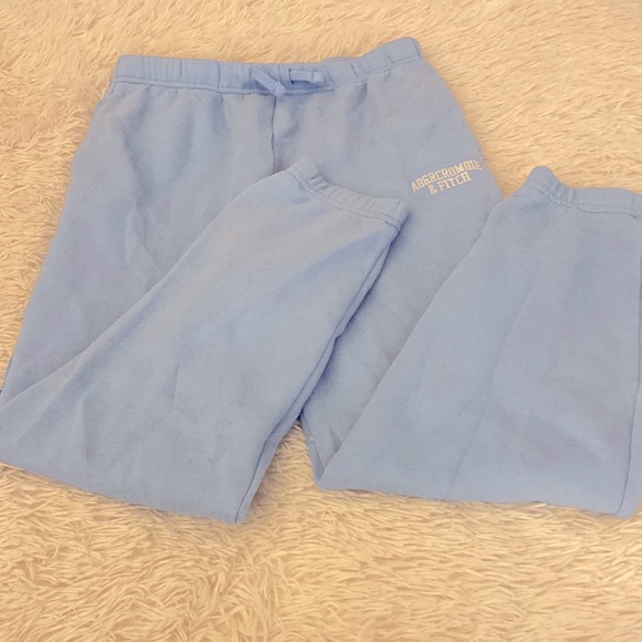 Barley worn Abercrombie kids baby blue fleece sweatpants. Super cute - Picture 1 of 4